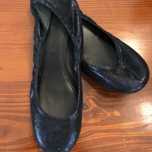 Great Vera Wang Metallic Black Ballet Flats 8.5